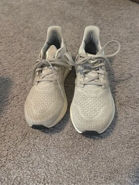 adidas Women's Sneakers in Light Beige/Cream